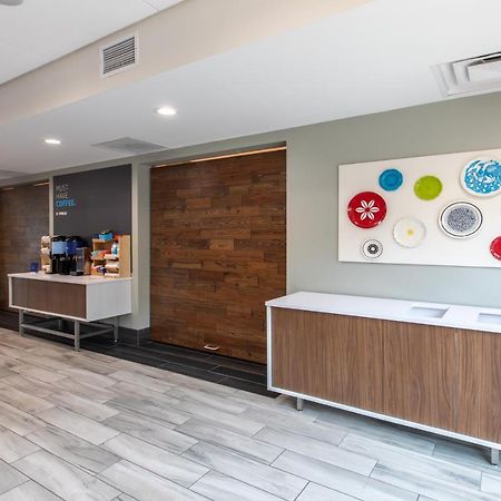 Holiday Inn Express & Suites Greenville S - Piedmont By Ihg Екстериор снимка