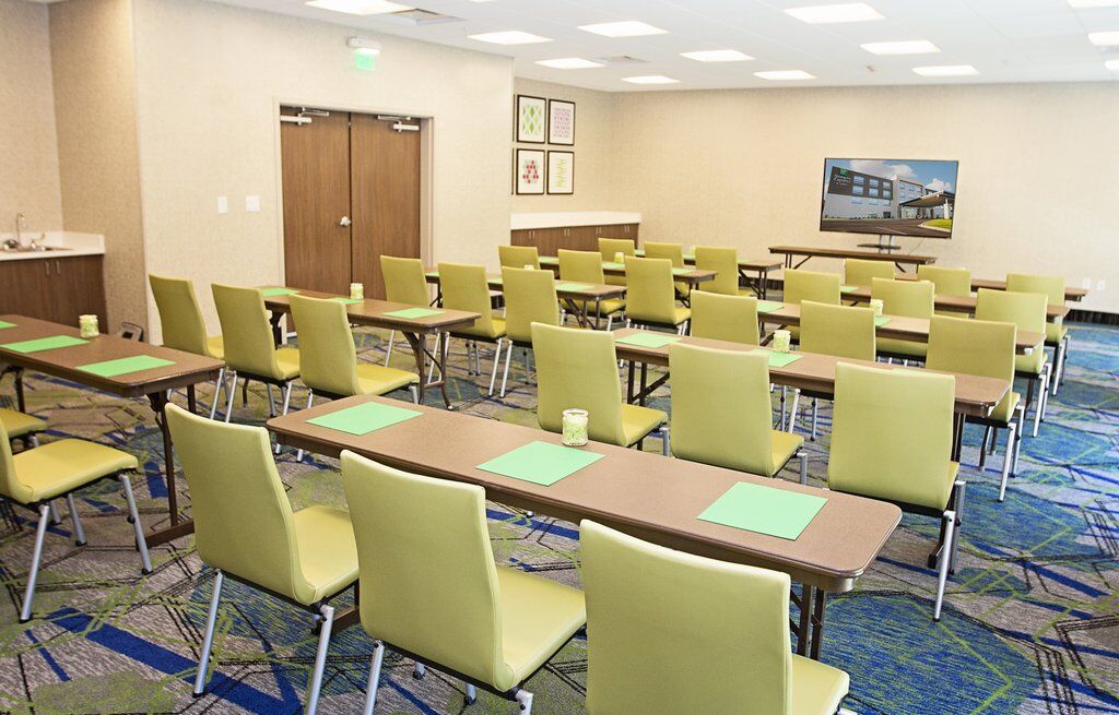 Holiday Inn Express & Suites Greenville S - Piedmont By Ihg Екстериор снимка